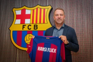 Hansi Flick Bawa Barcelona Bangkit dan Raih Dua Trofi