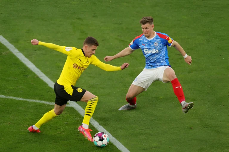 Borussia Dortmund vs Holstein Kiel: Bundesliga Prediction (17.05.2025)