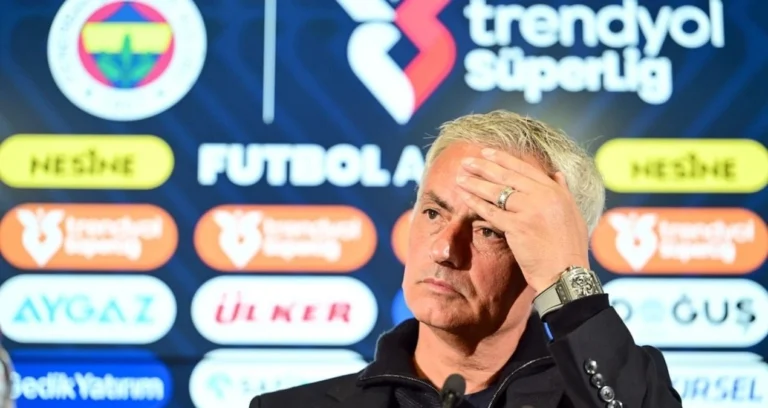 Mourinyo Fenerbahchedagi kelajagini muhokama qilishdan bosh tortdi