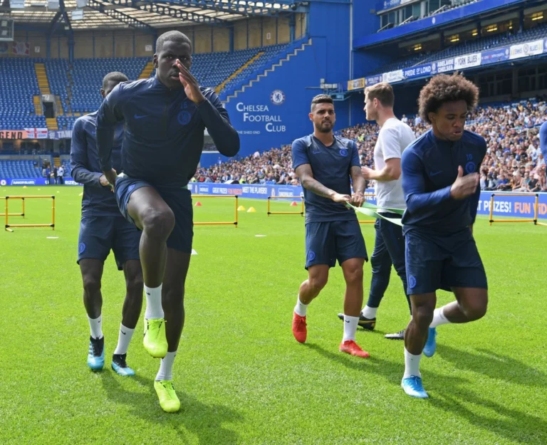 Chelsi keyingi ikki mavsumda yetti yosh futbolchini jamoaga qo’shmoqchi