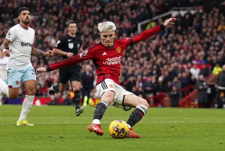 Garnacho Manchester Yunayteddagi kelajagini tasdiqladi