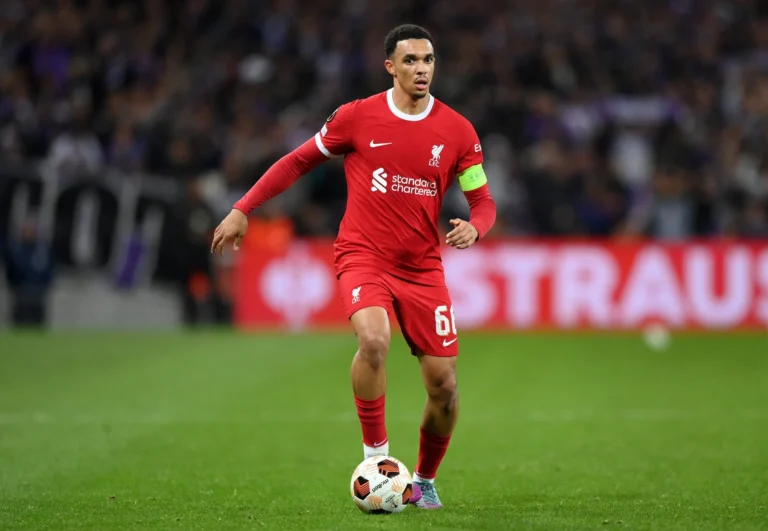 Liverpul Alexander-Arnold o’rniga Bayer Leverkuzen himoyachisini ko’zlamoqda