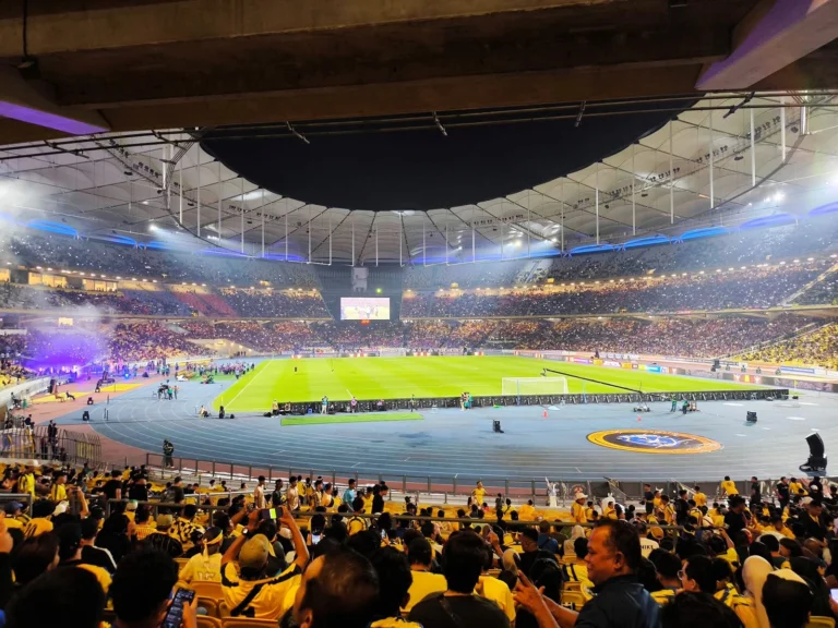 Kim Sang-sik Vetnam futbolchisini Manchester Yunaytedga tavsiya qildi