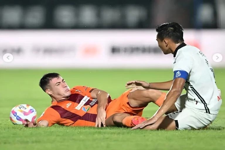Debut Ricky Nelson Bersama Persija Berakhir Dengan Kekalahan di Samarinda