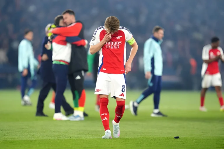 Arsenal Kembali Gagal Raih Trofi Setelah Tersingkir dari Liga Champions