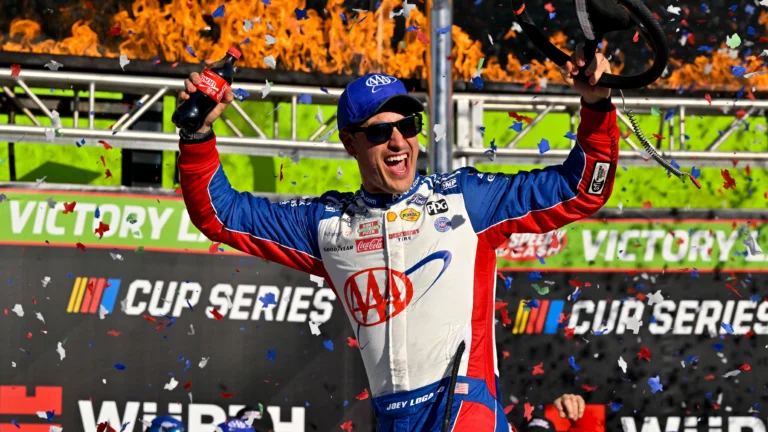 Joey Logano Menang Dramatis di NASCAR Texas 2025