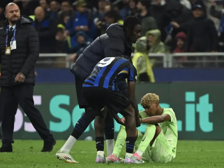 Lamine Yamal Tak Kuasa Tahan Sedih Usai Barcelona Tersingkir