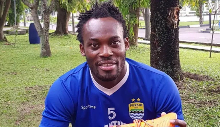 Michael Essien Ucapkan Selamat atas Gelar Persib Bandung