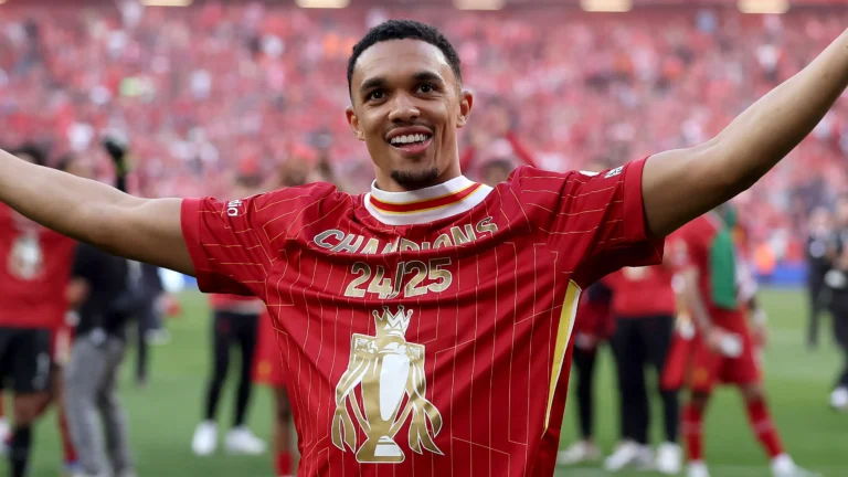 Trent Alexander-Arnold Resmi Tinggalkan Liverpool
