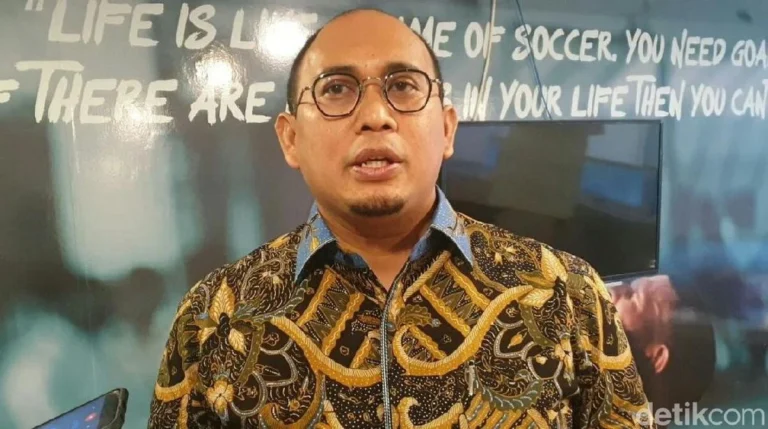 Andre Rosiade Sebut Dua Inisial Mafia Bola, Desak PSSI Bertindak