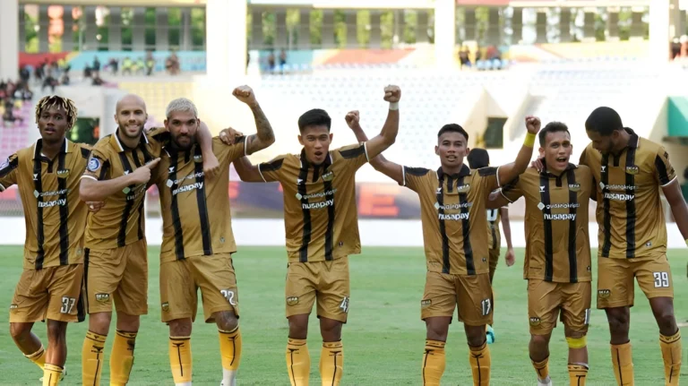 Dewa United Defeat Persita at Pakansari Stadium
