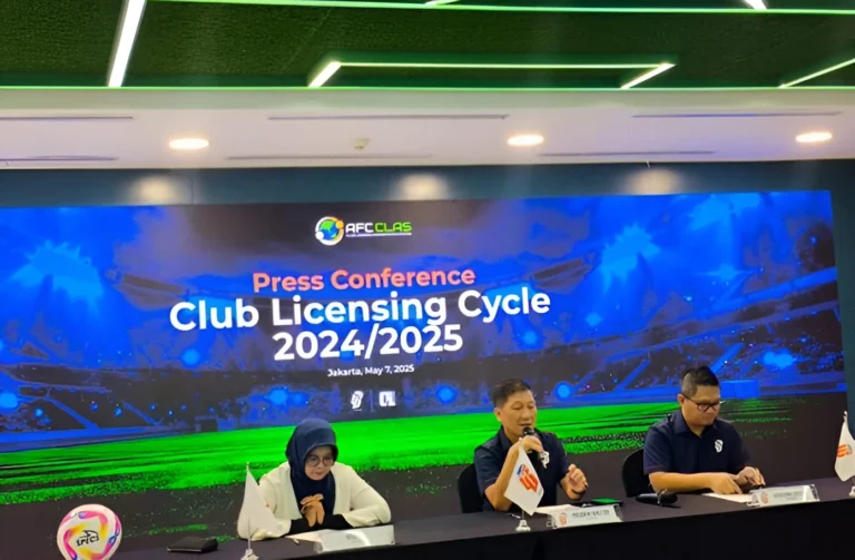 Enam Klub Liga 1 Lolos Lisensi Profesional Tanpa Syarat