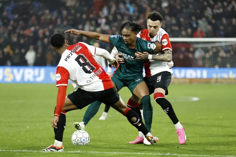 Feyenoord vs Waalwijk: Eredivisie Prediction (15.05.2025)