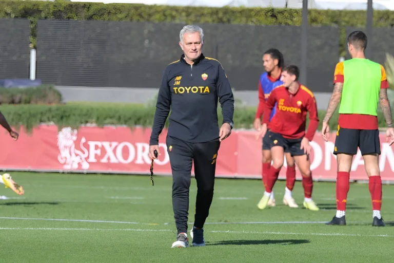 Jose Mourinho Bantah Isu Latih Timnas Portugal