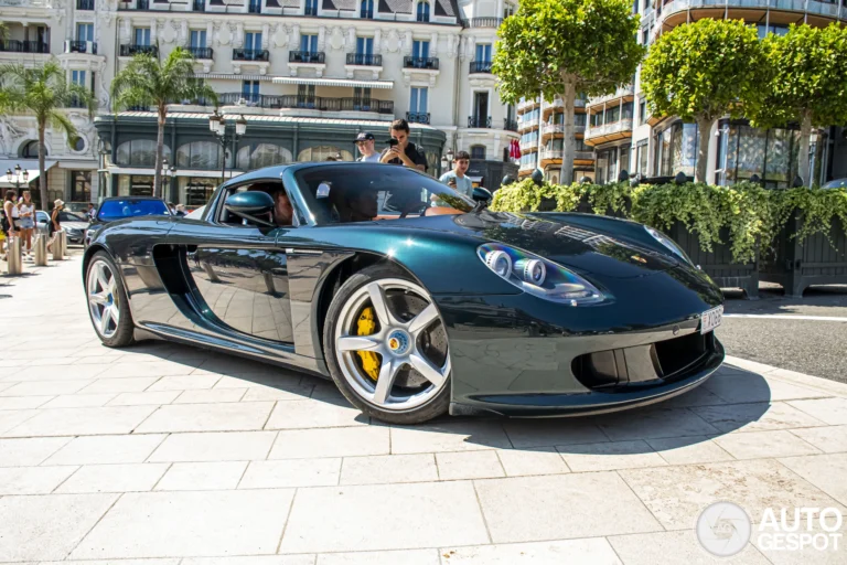 Lando Norris Tertangkap Kamera Naik Porsche 911 GT3 RS di Monte Carlo
