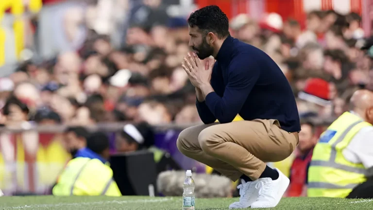 Ruben Amorim Tegaskan Bertahan Usai MU Gagal di Final
