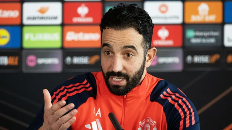 Ruben Amorim Buka Suara Soal Tiket Staf Man United untuk Final Liga Europa