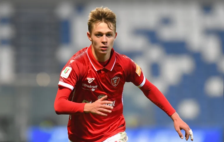 AC Milan Target Venezia Midfielder to Strengthen Midfield