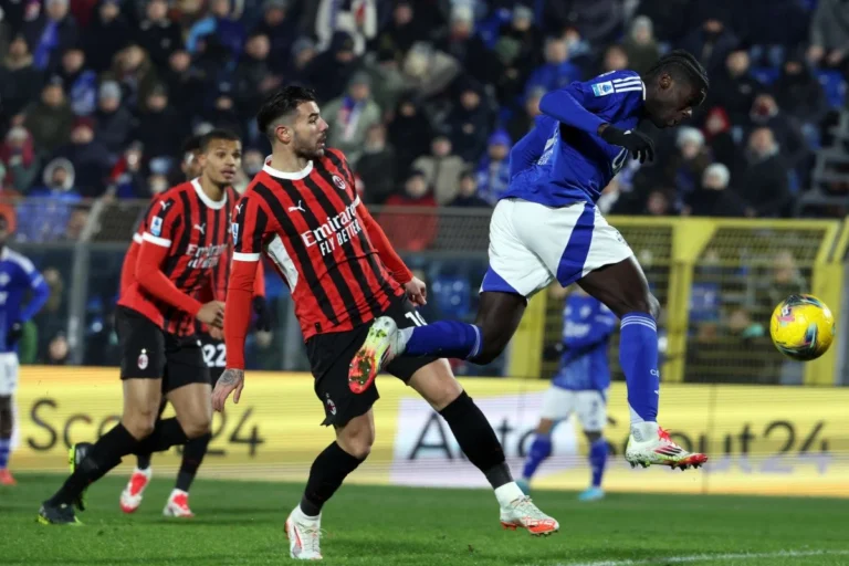 AC Milan va Teo Ernandez yangi shartnoma bo’yicha kelisha olmadi