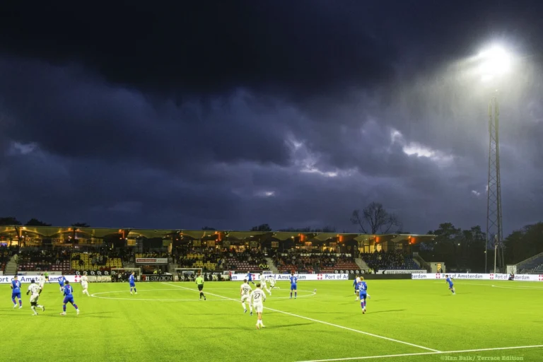 SC Telstar Willem II ni yengib Eredivisiega chiqdi