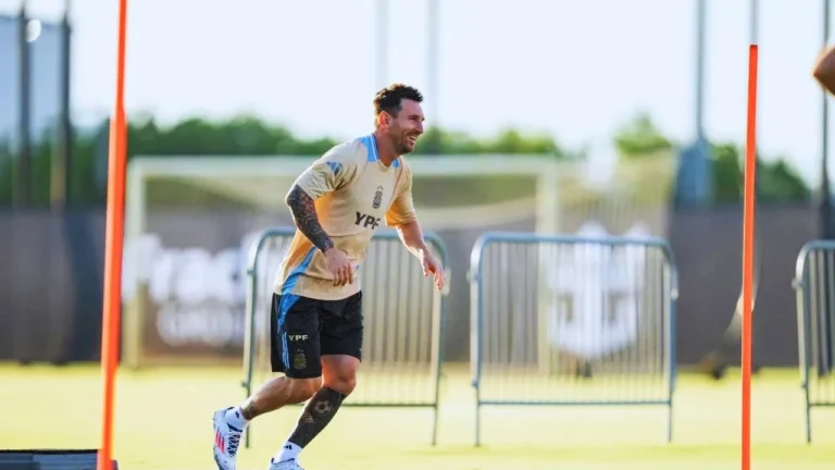 Lionel Messi 7 oylik tanaffusdan so’ng Argentina terma jamoasiga qaytdi