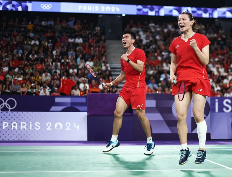มิโดริกาวะ/ไซโตะถูกคัดออกจากอินโดนีเซียโอเพ่นหลังแพ้คู่จากจีน