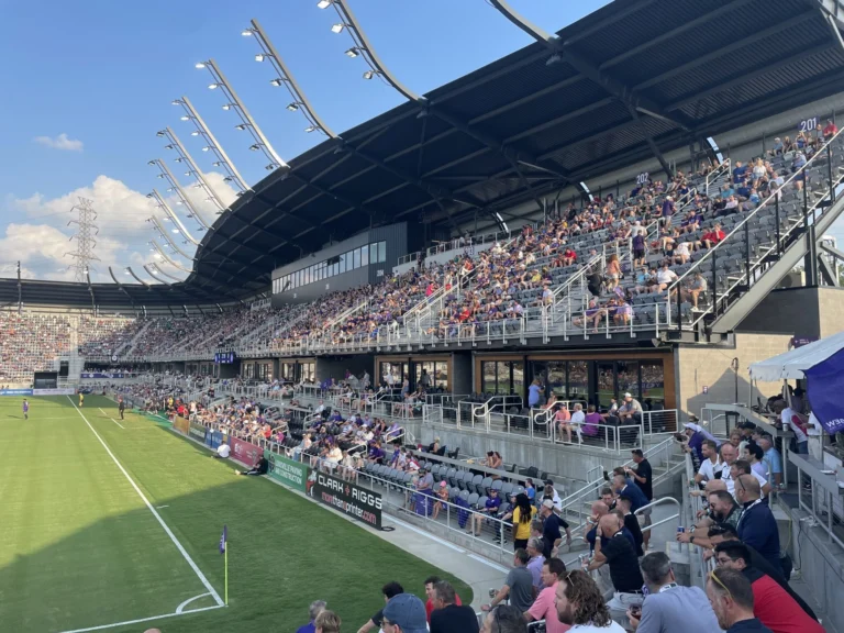 USL เตรียมใช้ระบบเลื่อนชั้นและตกชั้นในปี 2027