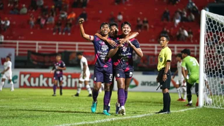 Persita Tangerang tunjuk Carlos Pena sebagai pelatih baru