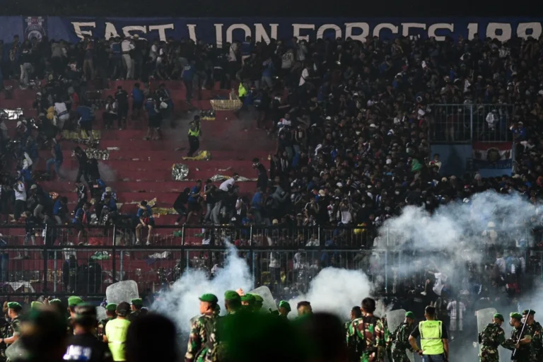 Suporter Indonesia tetap loyal meski kalah telak dari Jepang di Osaka