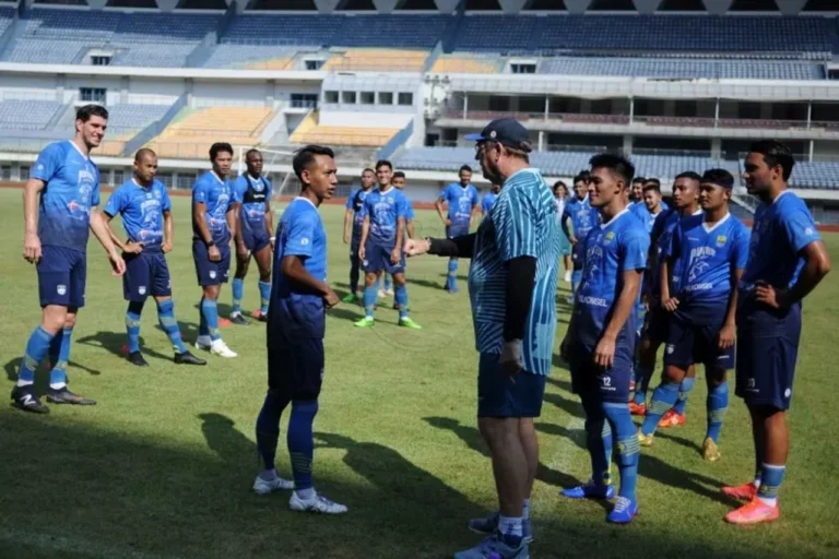 Persib Bandung lepas 12 pemain jelang Liga 1 musim 2025-2026