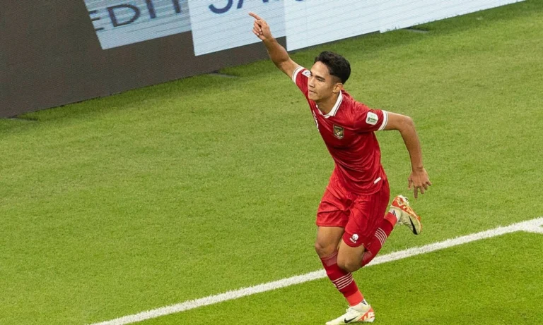 Jay Idzes dorong Rizky Ridho untuk berkarier di Eropa