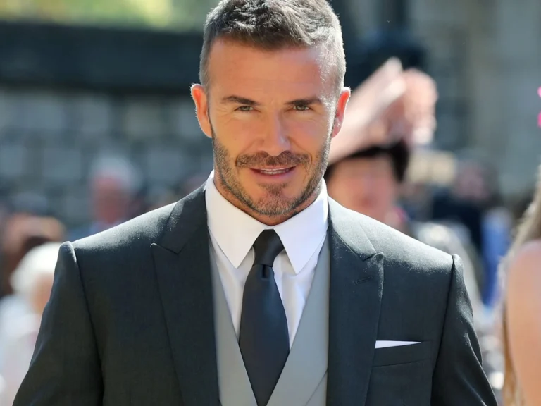 David Beckham akhirnya menerima gelar ksatria dari Raja Charles