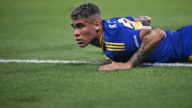 Ayrton Costa dapat visa khusus AS untuk Piala Dunia Antarklub
