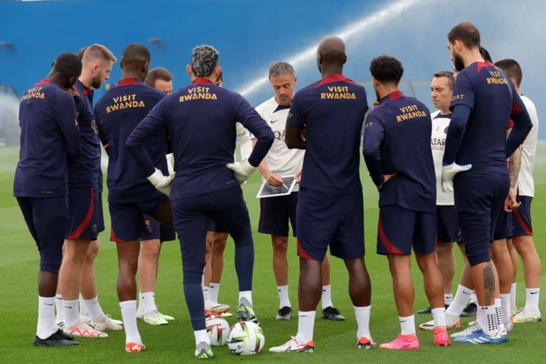 PSG Terapkan Aturan Ketat Soal Usia dalam Bursa Transfer