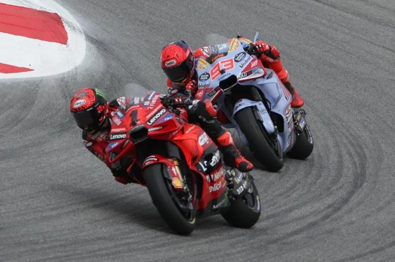 Bagnaia kesulitan keluar dari bayang-bayang Marc Marquez di Ducati