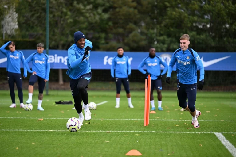 Chelsea tanggap cepat keluhan Maresca soal kekurangan pemain sayap