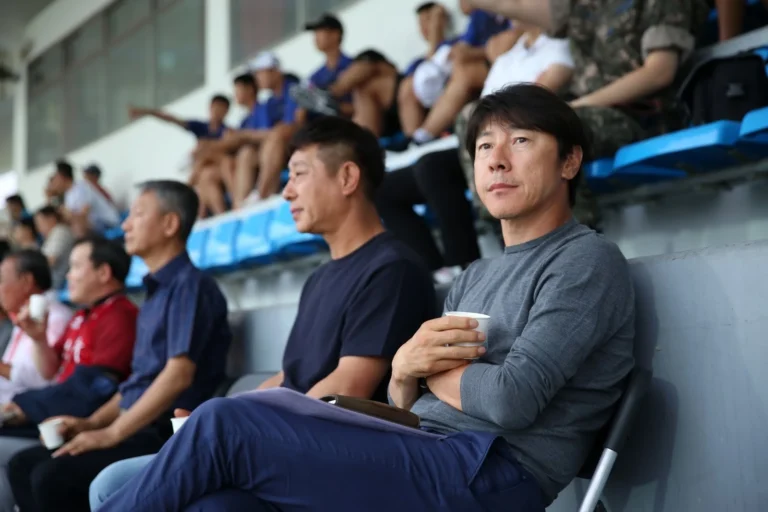 Shin Tae-yong denies rumors about becoming China national team coach
