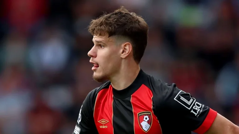 Ayah Milos Kerkez konfirmasi transfer ke Liverpool hampir selesai