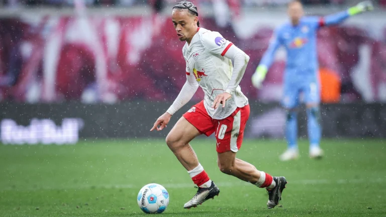 Empat klub Premier League berebut tanda tangan Xavi Simons dari RB Leipzig