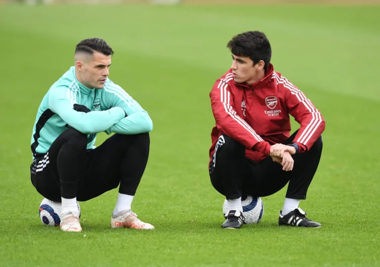 Carlos Cuesta jadi pelatih termuda Serie A usai tinggalkan Arsenal