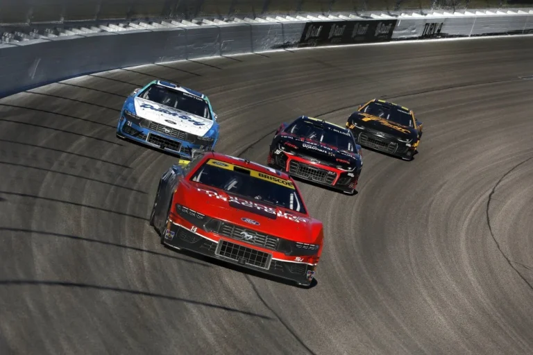 23XI Racing and Front Row Motorsports Face NASCAR Charter Rights Loss