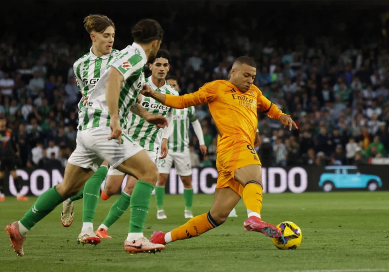 Como targets talented Spanish youngster Jesus Rodriguez