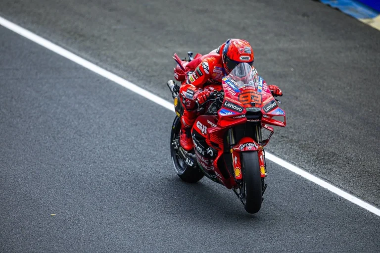Marc Marquez tetap tenang setelah hari pertama di MotoGP Italia