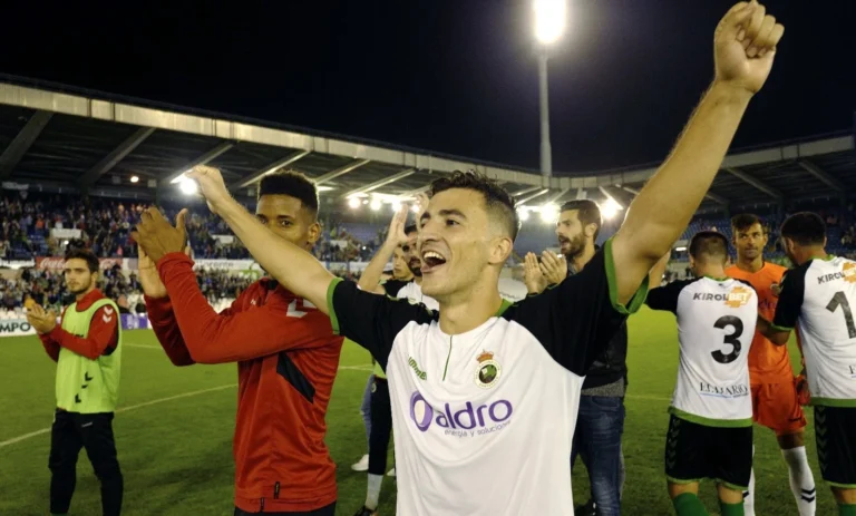Marselinus Ama Ola extends contract with Spanish club UD Logrones