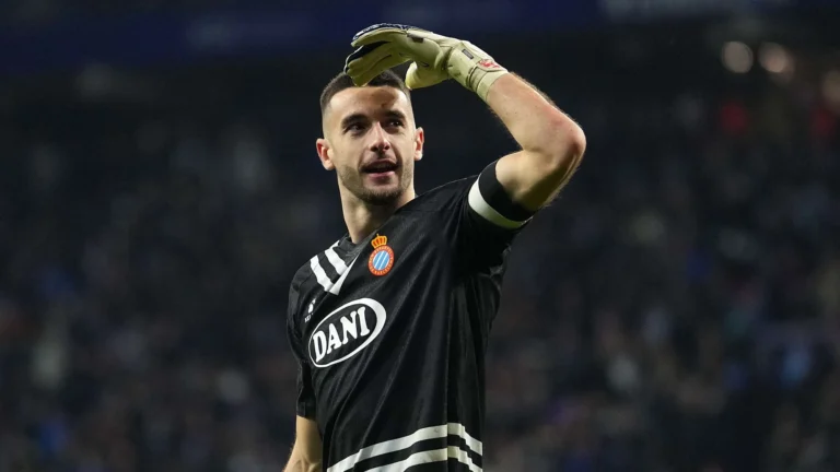 Luis de la Fuente siapkan panggilan Timnas untuk Joan Garcia usai gabung Barcelona