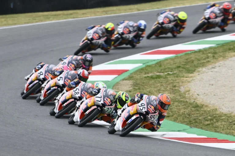 Veda Ega Pratama dominasi Red Bull Rookies Cup Italia dengan kemenangan sempurna