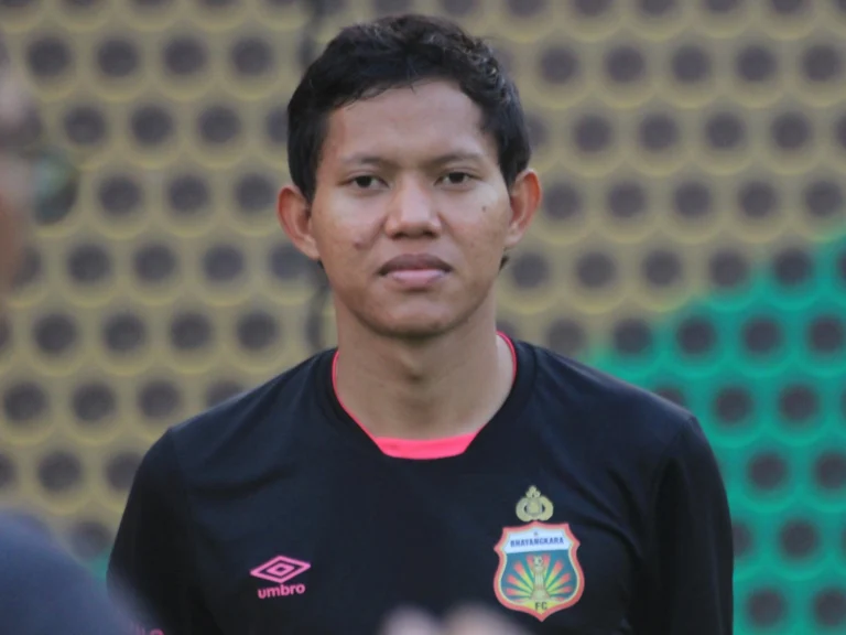 Adam Alis reveals sadness over teammates’ departure from Persib Bandung