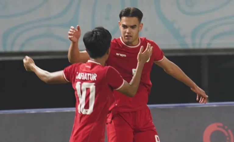 Persib Bandung umumkan Hamra Hehanussa dengan cara unik di jalanan Bandung