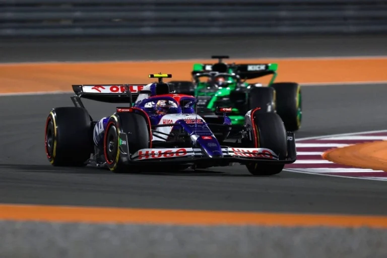 Arvid Lindblad Jalani Tes F1 Perdana dengan Racing Bull di Imola