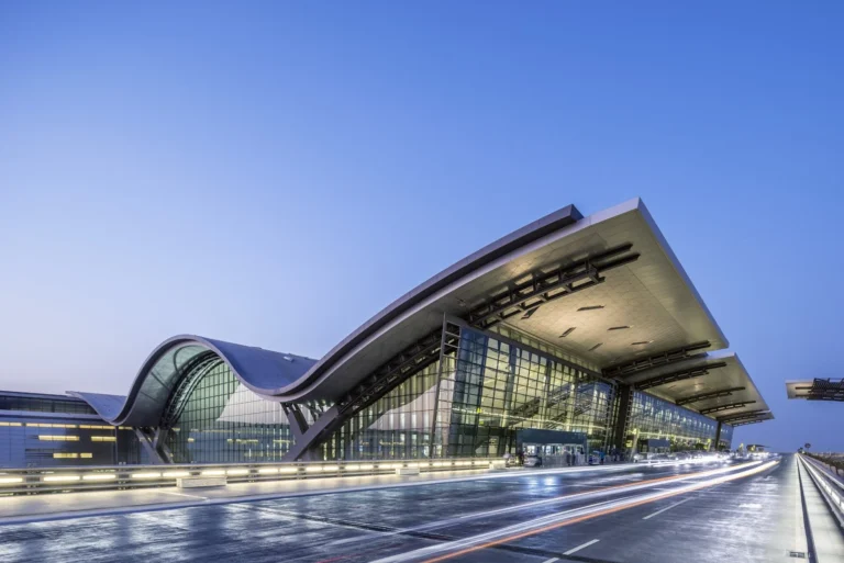 Kevin Diks Alami Ketegangan saat Berada di Bandara Doha